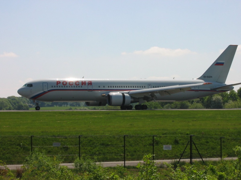 File:Rossiya Airlines.JPG